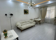 Satılır 2 otaqlı 77 m2 yeni tikili 28 May m.