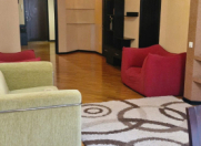 İcarəyə verilir 2 otaqlı 107 m2 yeni tikili Gənclik m.
