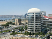 Satılır 4 otaqlı 176 m2 yeni tikili Ağ şəhər