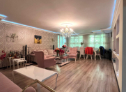 Satılır 5 otaqlı 180 m2 köhnə tikili 4 mkr