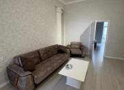 İcarəyə verilir 2 otaqlı 78 m2 köhnə tikili 28 May m.