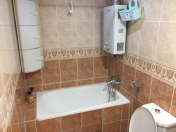 İcarəyə verilir 3 otaqlı 100 m2 köhnə tikili 28 May m.