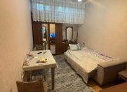 Satılır 1 otaqlı 25 m2 köhnə tikili 28 May m.