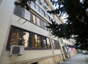 Satılır 3 otaqlı 90 m2 köhnə tikili Elmlər Akademiyası m.