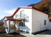 İcarəyə verilir 5 otaqlı 150 m2 villa Qax