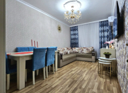 Satılır 2 otaqlı 61 m2 köhnə tikili Əhmədli m.