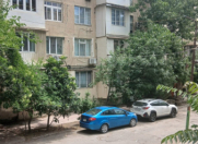 Satılır 3 otaqlı 80 m2 köhnə tikili Nizami m.