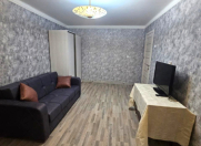 Satılır 1 otaqlı 40 m2 köhnə tikili İnşaatçılar m.