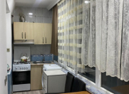 Satılır 1 otaqlı 40 m2 köhnə tikili Badamdar