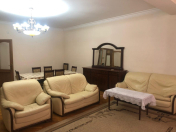 İcarəyə verilir 4 otaqlı 180 m2 yeni tikili Nizami m.