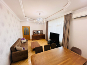 Satılır 3 otaqlı 90 m2 yeni tikili Gənclik m.