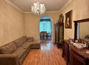 Satılır 3 otaqlı 102 m2 köhnə tikili ABŞ səfirliyi