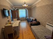 İcarəyə verilir 2 otaqlı 60 m2 köhnə tikili Nəsimi m.