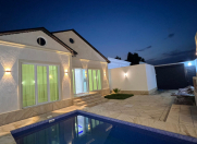 Satılır 5 otaqlı 3 m2 bağ evi Mərdəkan