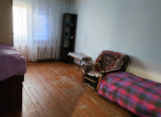 Satılır 4 otaqlı 110 m2 köhnə tikili Y.Günəşli