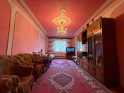 Satılır 3 otaqlı 95 m2 köhnə tikili 4 mkr