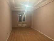 Satılır 2 otaqlı 77 m2 yeni tikili Saray