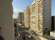 Satılır 3 otaqlı 136 m2 yeni tikili Elmlər Akademiyası m.