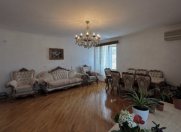 Satılır 3 otaqlı 140 m2 yeni tikili Elmlər Akademiyası m.