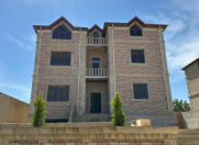 Satılır 7 otaqlı 240 m2 villa Masazır