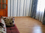 Satılır 2 otaqlı 45 m2 köhnə tikili İnşaatçılar m.