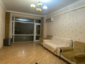 İcarəyə verilir 3 otaqlı 105 m2 yeni tikili Elmlər Akademiyası m.