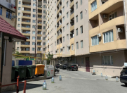 Satılır 3 otaqlı 140 m2 yeni tikili Badamdar