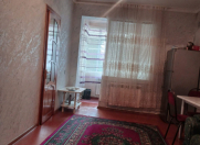 Satılır 3 otaqlı 60 m2 köhnə tikili 4 mkr