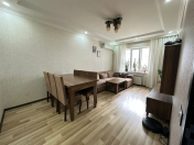 Satılır 2 otaqlı 70 m2 köhnə tikili İnşaatçılar m.