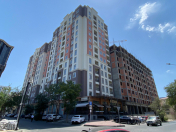 Satılır 4 otaqlı 127 m2 yeni tikili Qara Qarayev m.