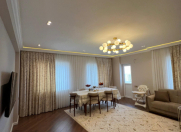 Satılır 3 otaqlı 120 m2 yeni tikili Xalqlar Dostluğu m.