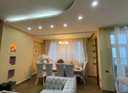 Satılır 3 otaqlı 140 m2 yeni tikili 28 May m.