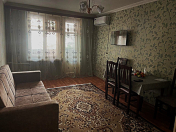 İcarəyə verilir 2 otaqlı 55 m2 köhnə tikili Elmlər Akademiyası m.