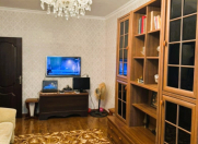 Satılır 3 otaqlı 80 m2 köhnə tikili Həzi Aslanov m.