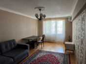 İcarəyə verilir 2 otaqlı 60 m2 köhnə tikili 28 May m.