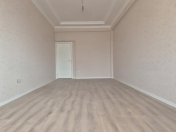 Satılır 1 otaqlı 71 m2 yeni tikili Saray