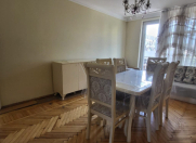 İcarəyə verilir 3 otaqlı 72 m2 köhnə tikili Şah İsmayıl Xətai m.