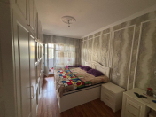 Satılır 3 otaqlı 85 m2 köhnə tikili Həzi Aslanov m.