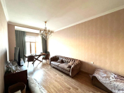 Satılır 3 otaqlı 100 m2 yeni tikili Nəriman Nərimanov m.