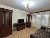 Satılır 1 otaqlı 40 m2 köhnə tikili Nizami m.