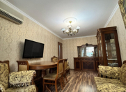 İcarəyə verilir 3 otaqlı 100 m2 köhnə tikili Elmlər Akademiyası m.