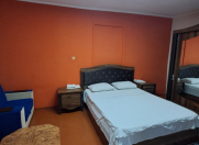 İcarəyə verilir 2 otaqlı 50 m2 həyət evi İnşaatçılar m.