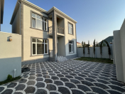 Satılır 5 otaqlı 2.3 m2 həyət evi Binə