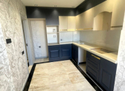 Satılır 4 otaqlı 110 m2 köhnə tikili Gənclik m.