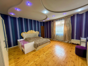 Satılır 8 otaqlı 390 m2 həyət evi Badamdar