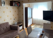 Satılır 2 otaqlı 60 m2 köhnə tikili Xalqlar Dostluğu m.