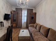 İcarəyə verilir 3 otaqlı 65 m2 köhnə tikili Əhmədli m.