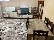 İcarəyə verilir 2 otaqlı 80 m2 köhnə tikili Atatürk parkı