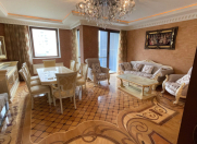 Satılır 4 otaqlı 200 m2 yeni tikili Gənclik m.