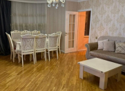 İcarəyə verilir 3 otaqlı 118 m2 yeni tikili 8 Noyabr m.